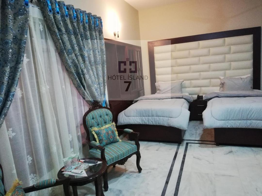 Hotel 7Island Karachi Esterno foto