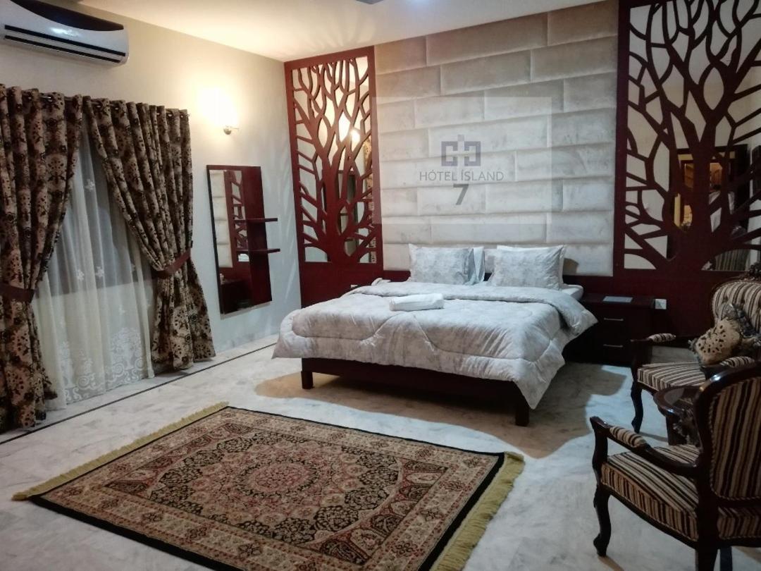 Hotel 7Island Karachi Esterno foto